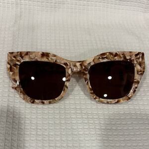 NWT Free People Decker I-Sea Stylish Brown Patterned Sunglasses
